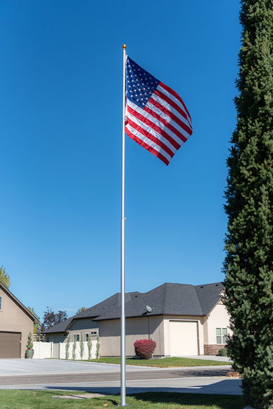 20' Titan Telescoping Flagpole