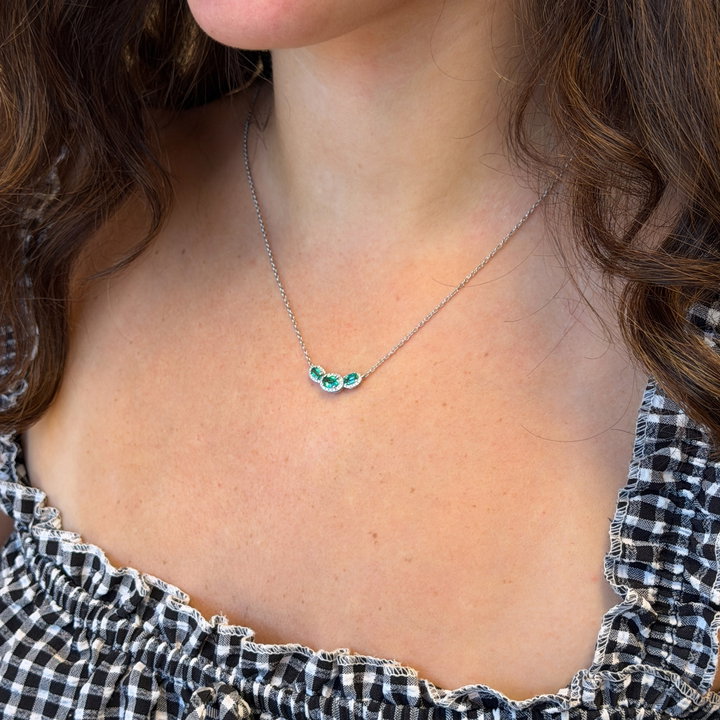 Three Stone Oval Green Emerald & Halo Diamond Necklace In White Gold 14K