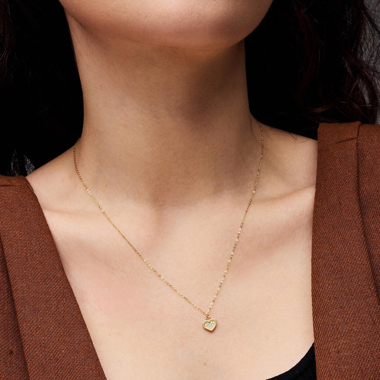 Gold Diamond Heart Pendant Necklace