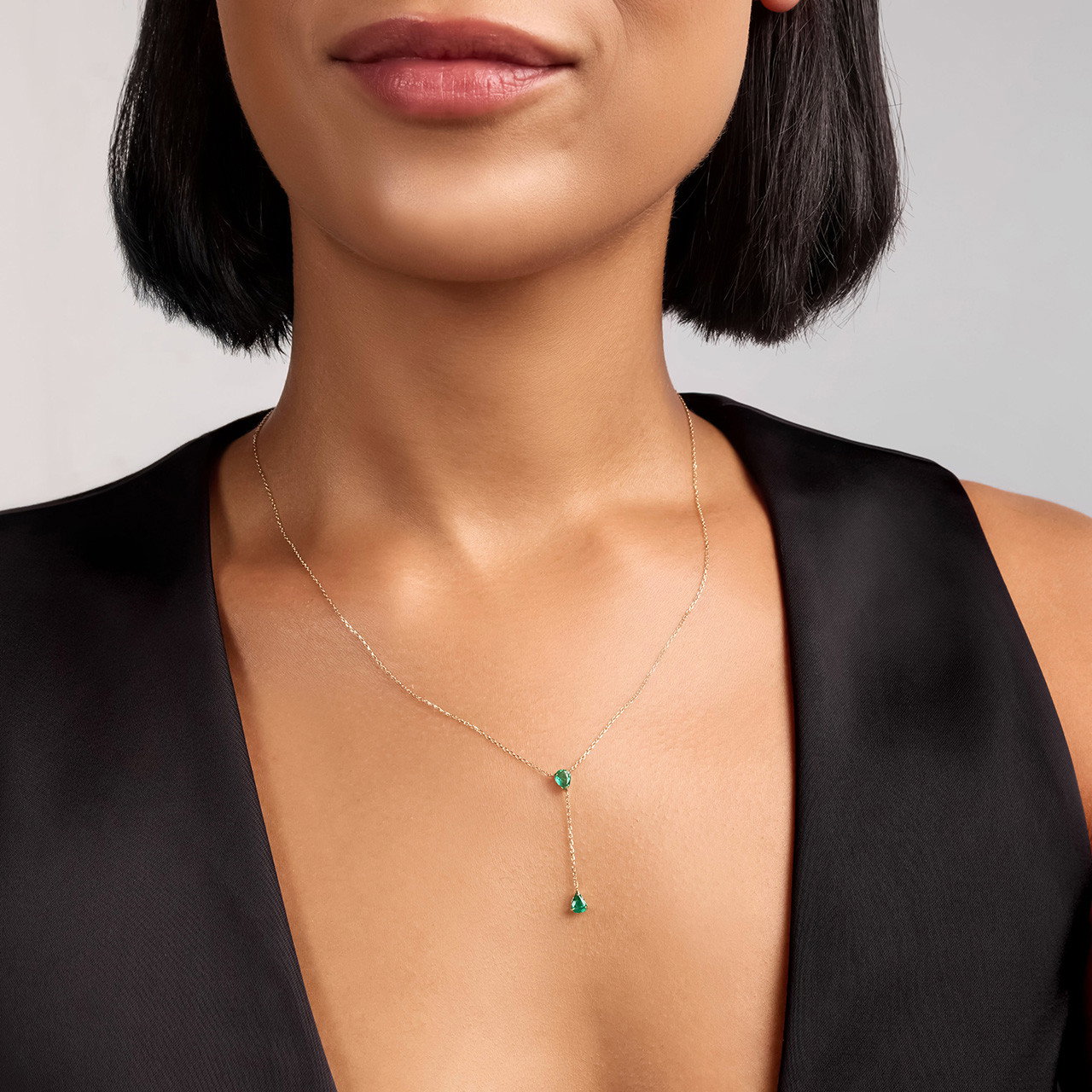 Pear Shaped Green Emerald Lariat Necklace