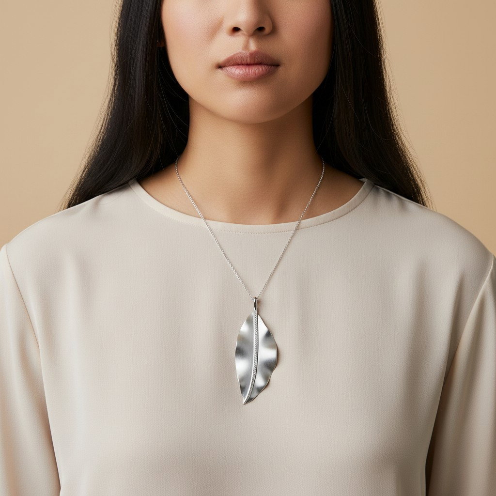 Simon G. Fallen Leaves Diamond Pendant 1