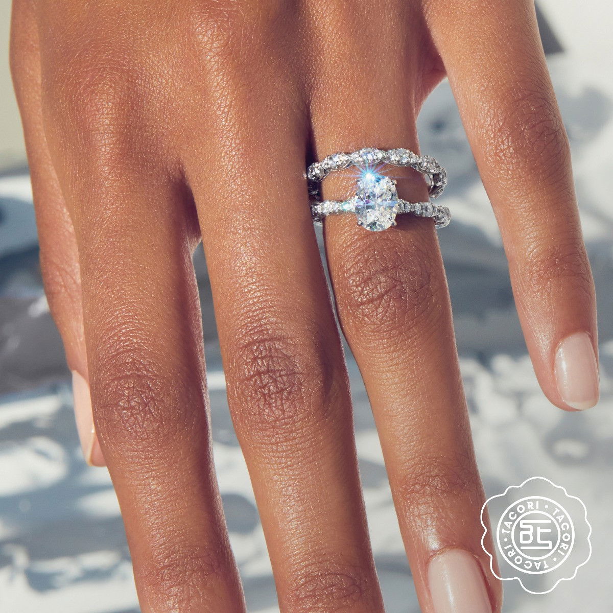 Tacori Petite Crescent Oval Sculpted Engagement Setting