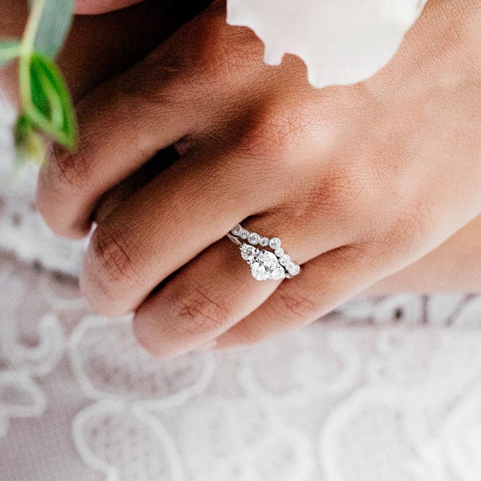 Kirk Kara Stella Three Stone Round Diamond Engagement Setting 2