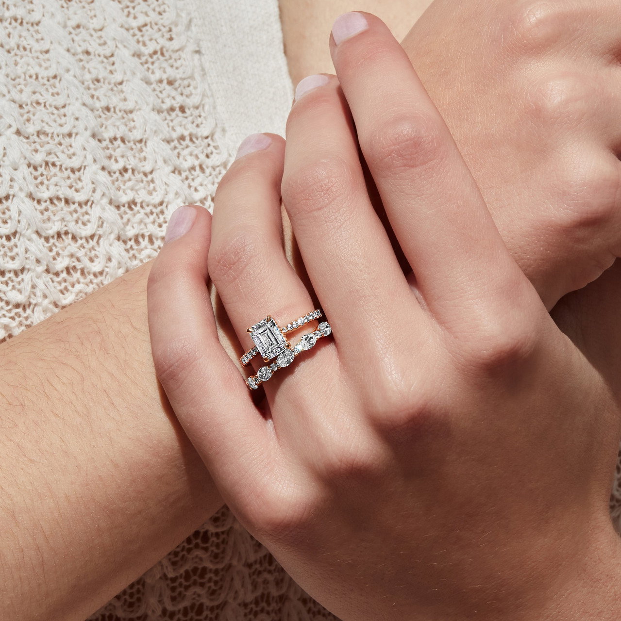 Alternating Oval and Round Diamond Eternity Wedding Band 2