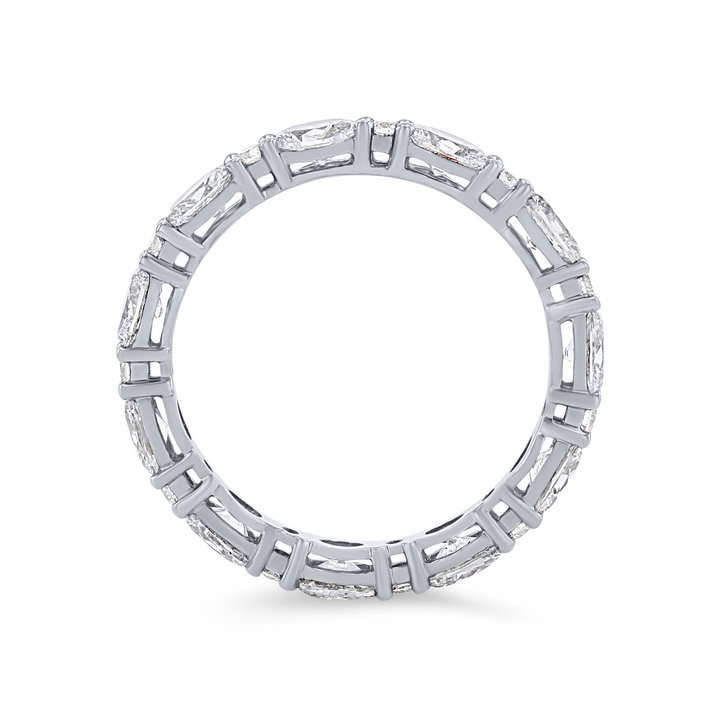 Alternating Oval and Round Diamond Eternity Wedding Band In Yellow Gold 14K
