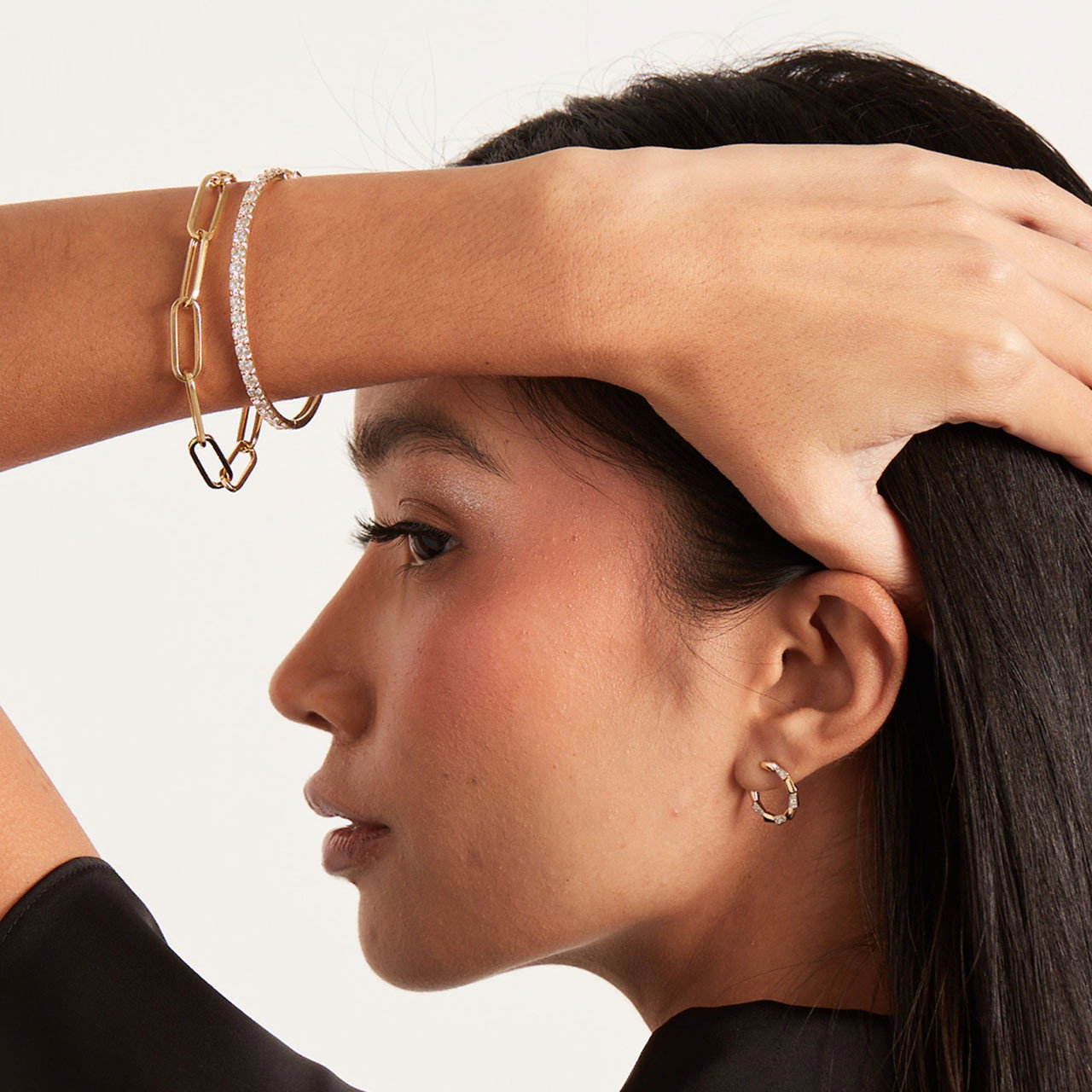 Gold Paperclip Chain Bracelet 1