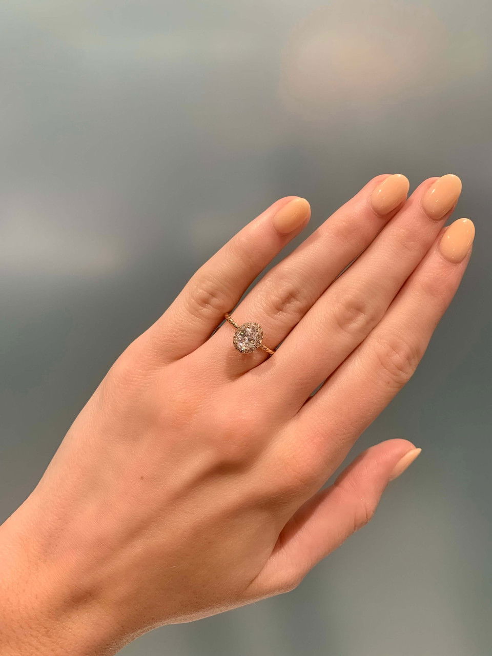 Oval Halo Solitaire Rope Engagement Setting