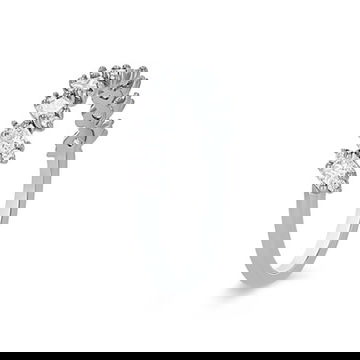 Diagonal Princess and Round Diamond Wedding Band