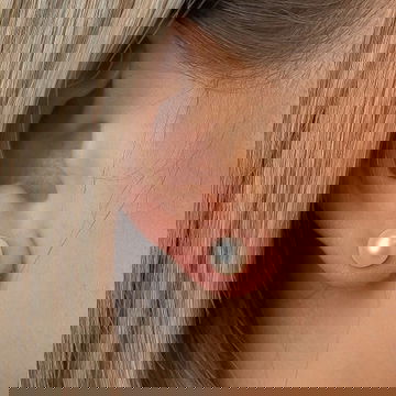 Freshwater Pearl Stud Earrings