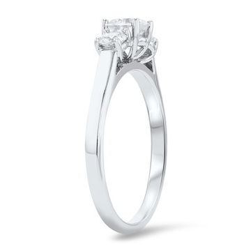 Three Stone Round Diamond Engagement Setting