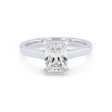 Solitaire Half Bezel Engagement Setting In White Gold 14K