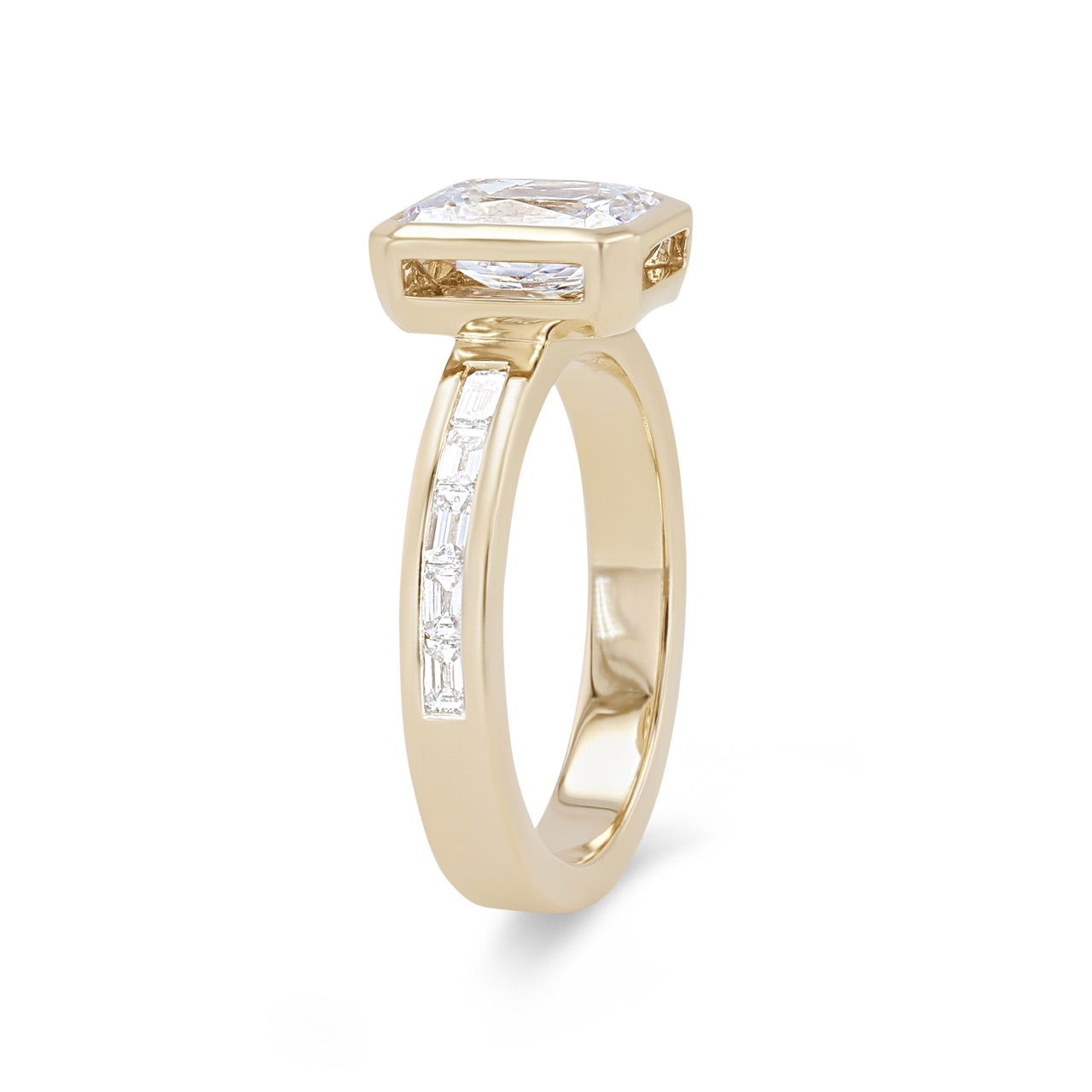 Bezel Emerald Diamond Channel Engagement Setting