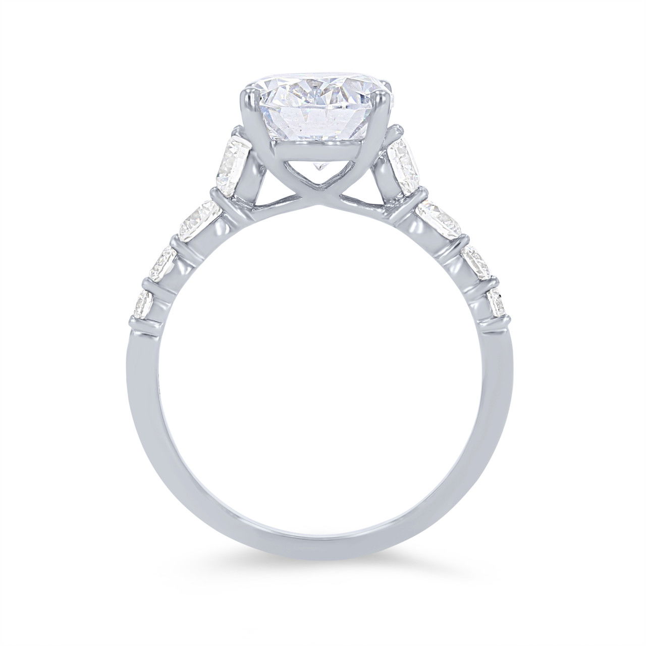 Graduated Diamond Engagement Setting