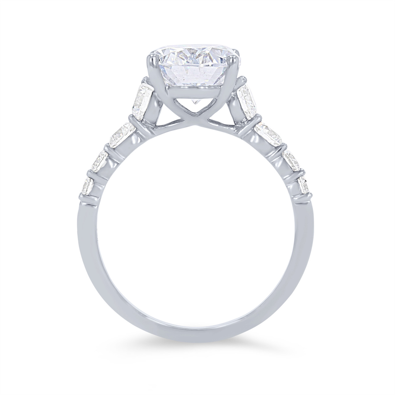 Graduated Diamond Engagement Setting 4