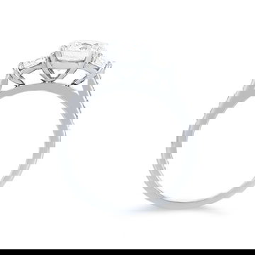 Three Stone Round Diamond Beadset Engagement Setting