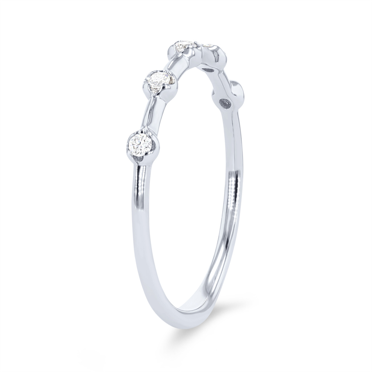 Scatter Diamond Wedding Band