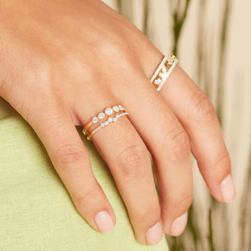 Graduated Diamond Bezel Milgrain Band by Royal