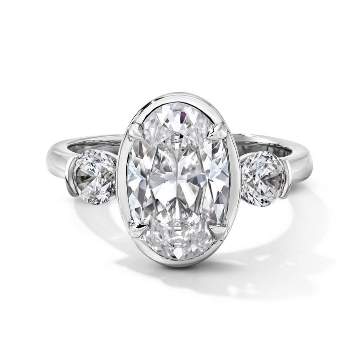 Simon G. Three Stone Oval Side Diamond Engagement Setting In White Gold 18K