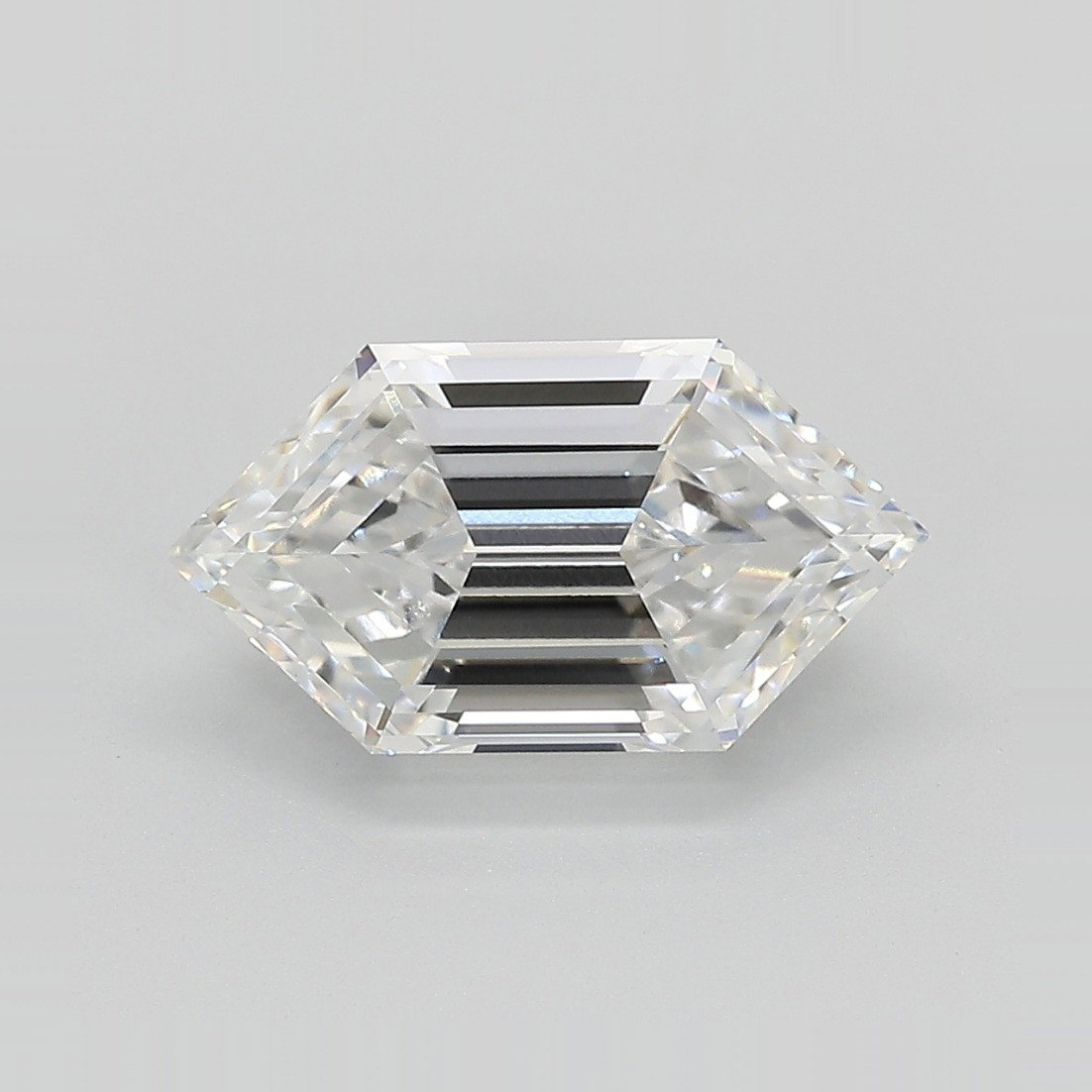 Hexagonal 2.82 E VVS2 - #1123164 - Lab Grown