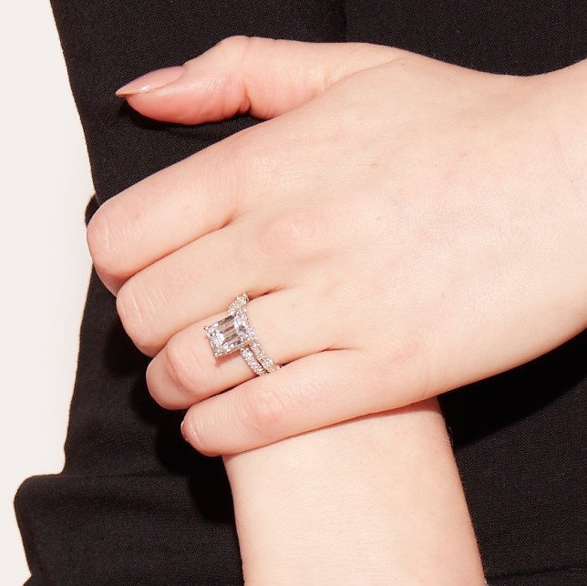 Simon G. Hidden Halo Pave Engagement Setting 4