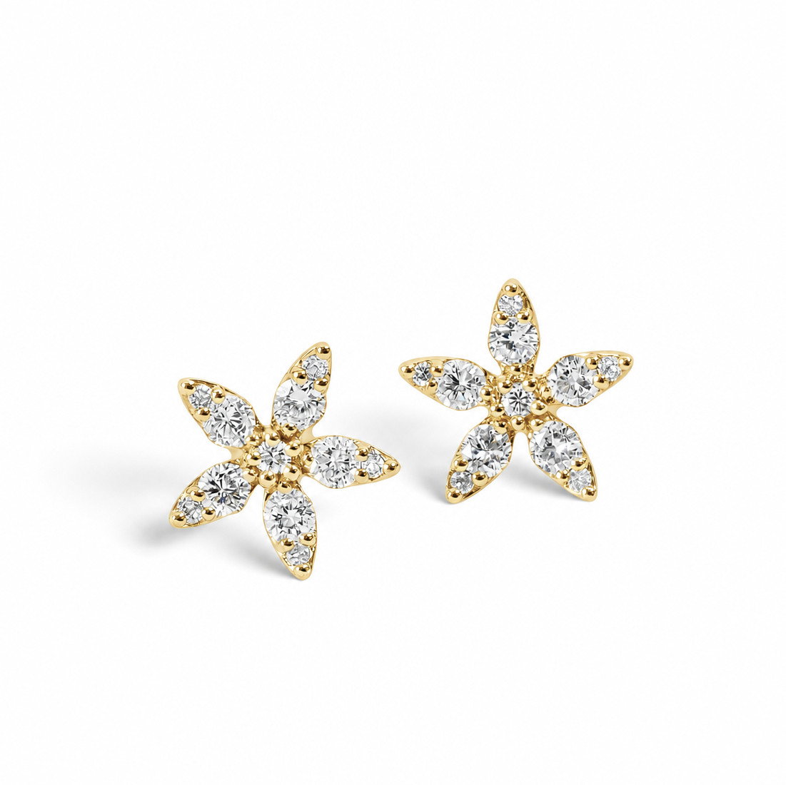 Flower Diamond Stud Earrings 0
