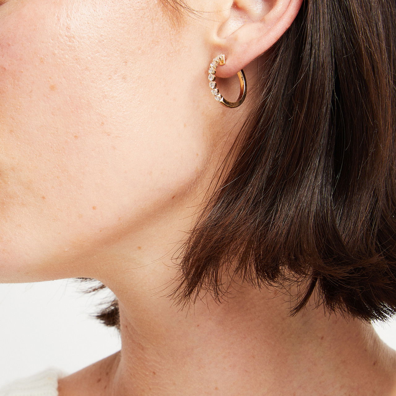Round Diamond 0.75 inch Hoop Earrings