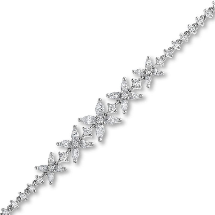 Graduated Flower Diamond Bracelet