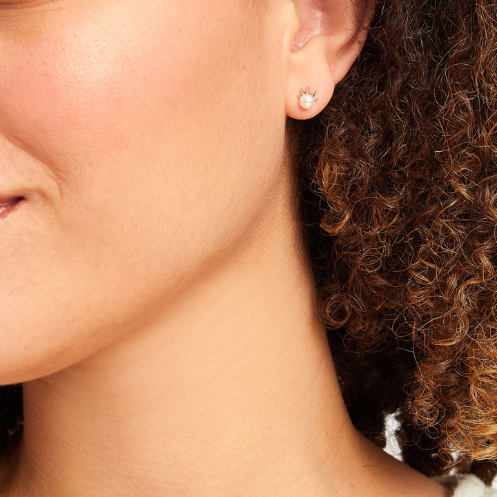 Freshwater Pearl Spike Stud Earrings In Yellow Gold 14K