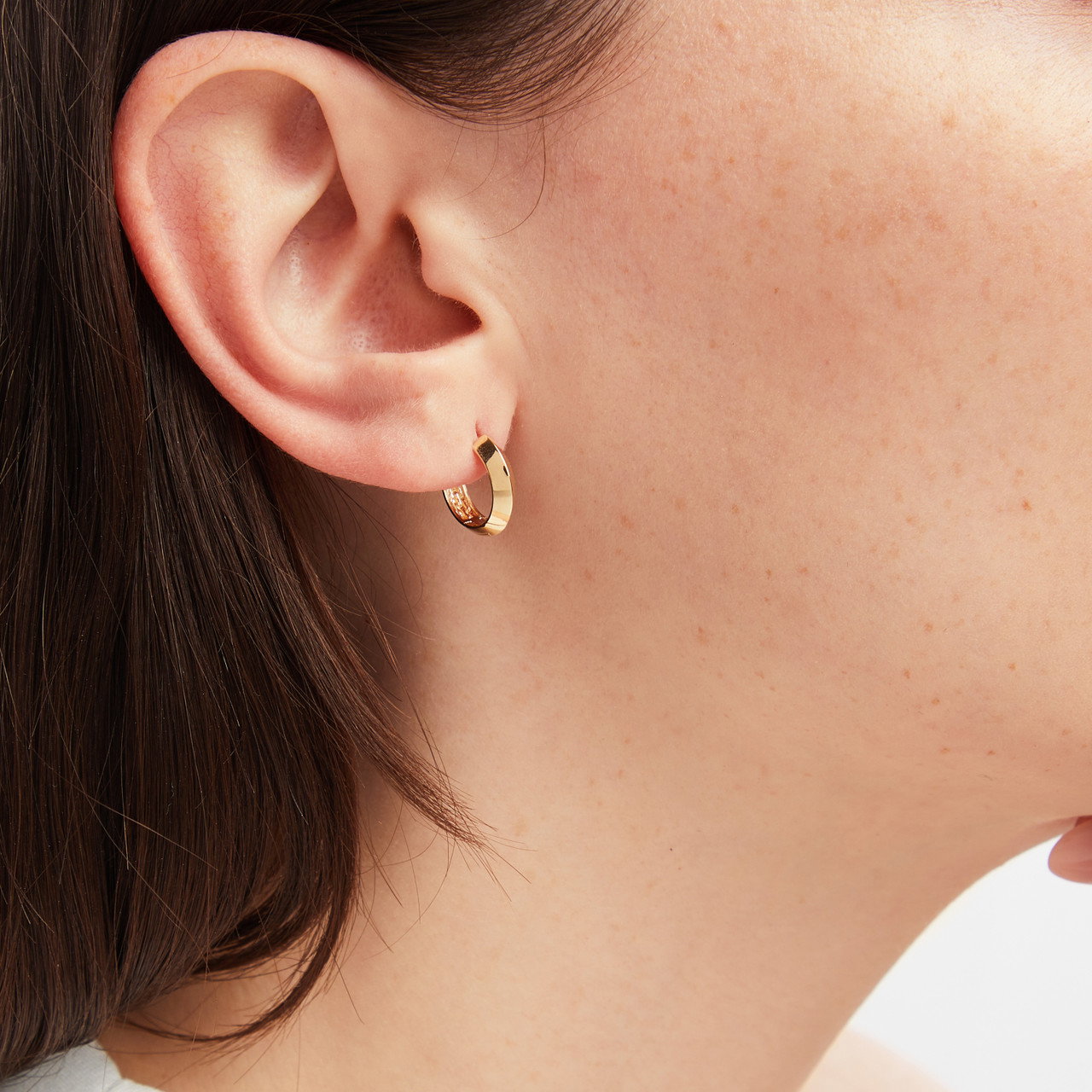Knife Edge Polished Huggie Earrings