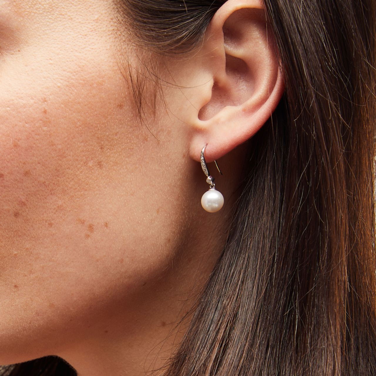 Diamond Pearl Dangle Earrings