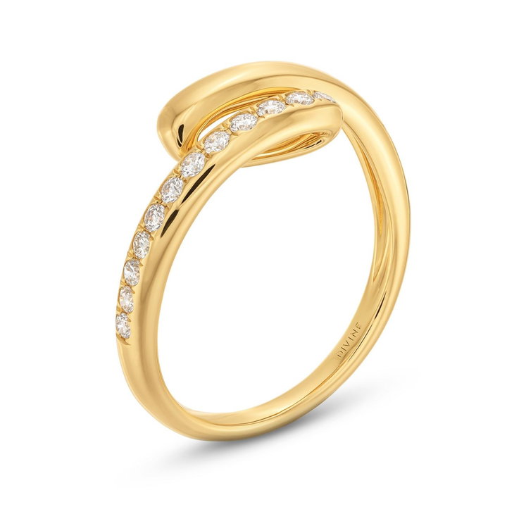 Graduated Crossover Diamond Wrap Ring In Yellow Gold 14K