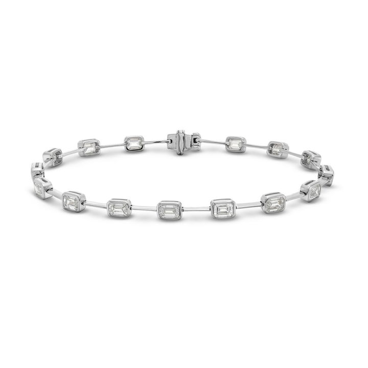 White Gold 18K Emerald Diamond Bezel Station Bracelet (4.00TW)