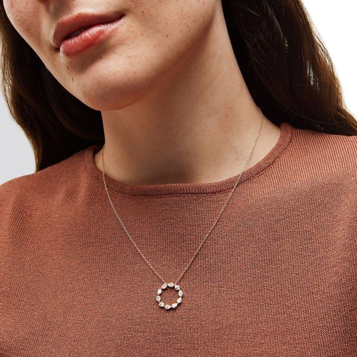 Pear Shape Diamond Circle Pendant In Yellow Gold 14K