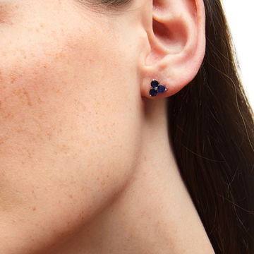 Blue Sapphire Cluster Stud Earrings In White Gold 14K