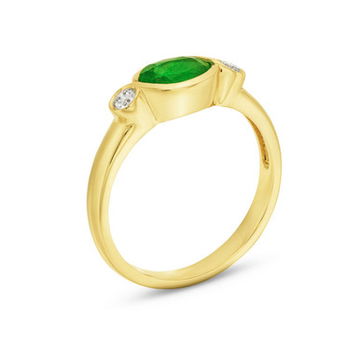 Oval Emerald Bezel Diamond Ring