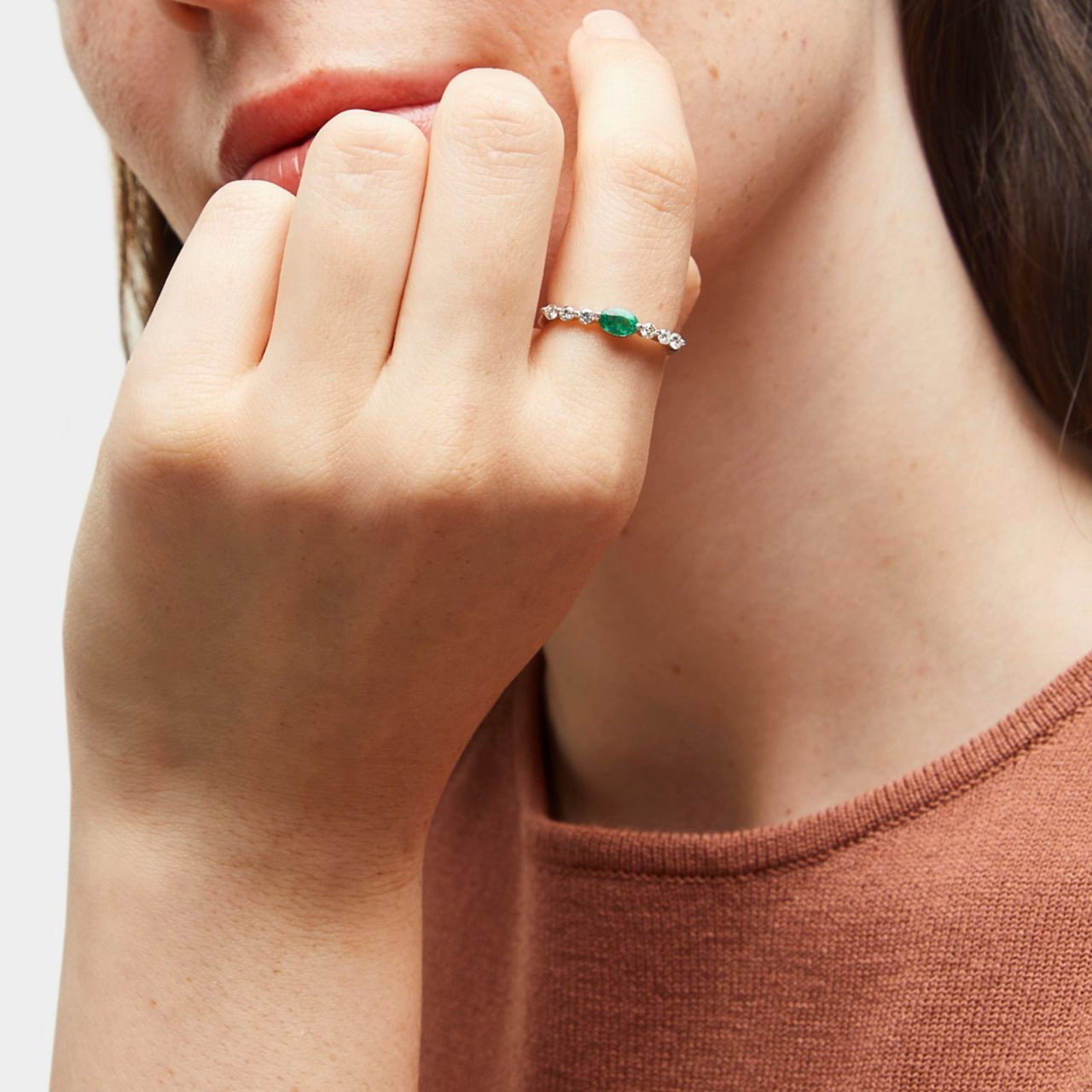 Oval Green Emerald and Round Diamond Ring
