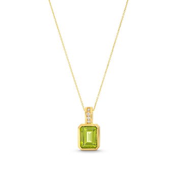 Emerald Cut Peridot Pendant Necklace In Yellow Gold 14K