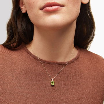 Emerald Cut Peridot Pendant Necklace In Yellow Gold 14K