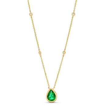 Pear Shape Green Emerald Necklace In Yellow Gold 14K