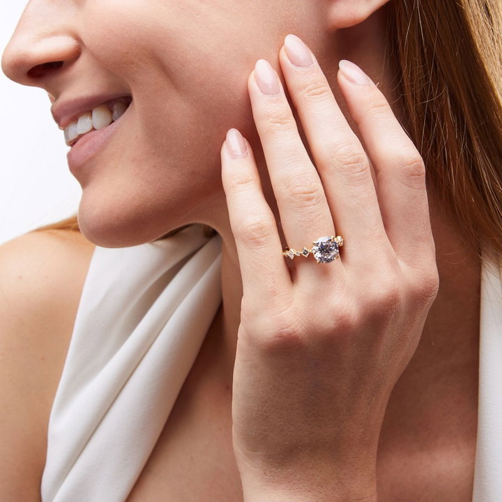 Tacori Sculpted Crescent Carre Round Diamond Engagement Setting In Yellow Gold 18K