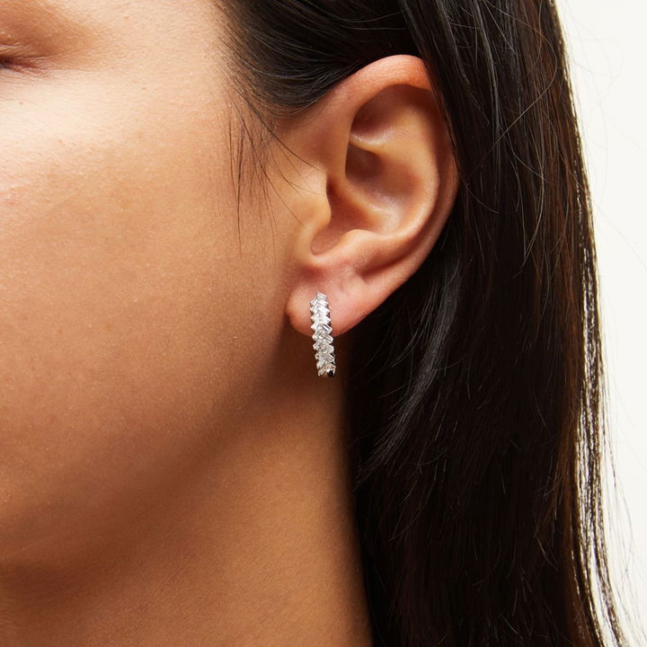 Baguette Diamond Chevron Hoop Earrings (0.50 inch)