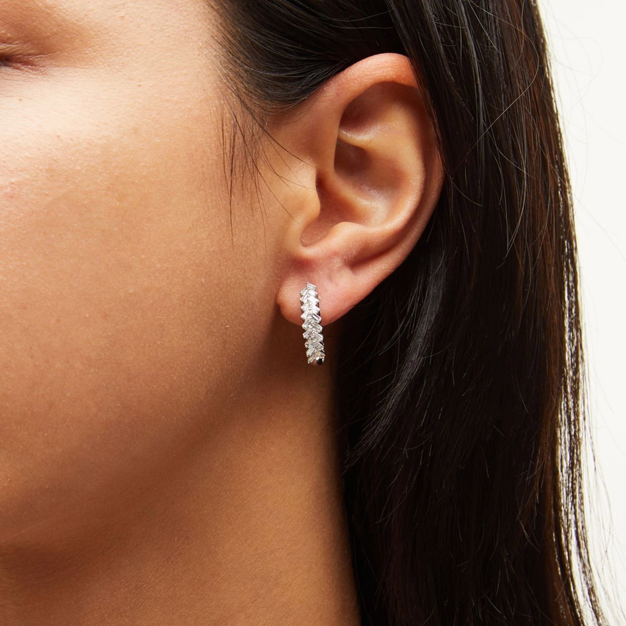 Baguette Diamond Chevron Hoop Earrings (0.50 inch)
