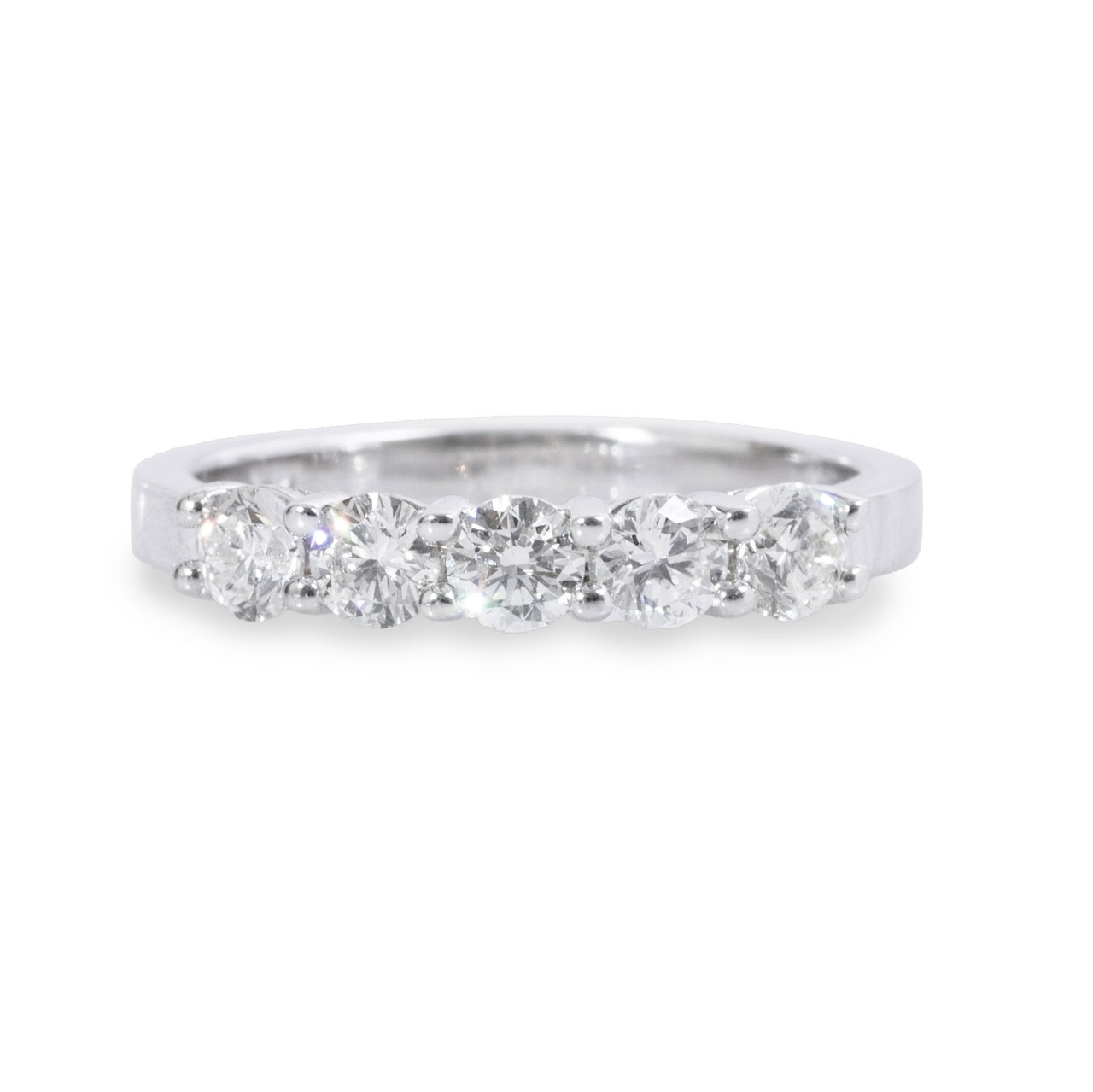 Shared Prong Diamond Wedding Band (0.75tw) 0