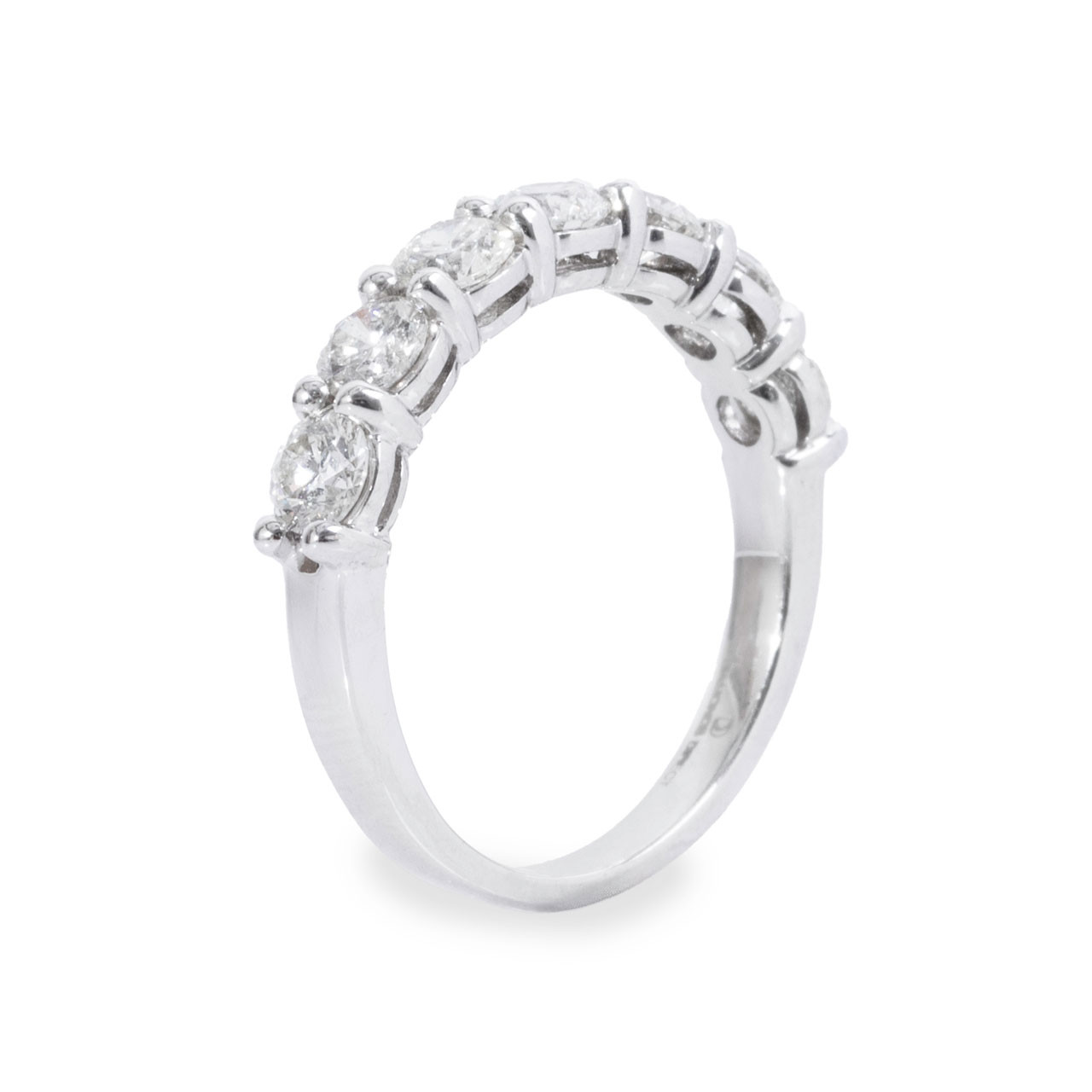 Shared Prong Diamond Wedding Band (1.40tw) 1