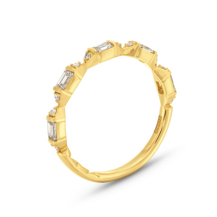 A. Jaffe Emerald Round Diamond Wedding Band In Yellow Gold 14K