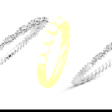 Sylvie Graduated Diamond Wedding Band