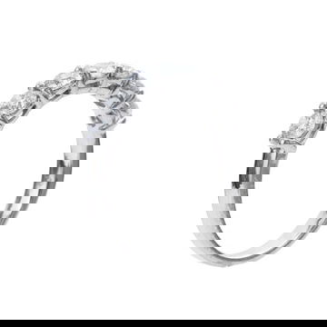 Shared Prong 7 Diamond Wedding Band (1.05TW)