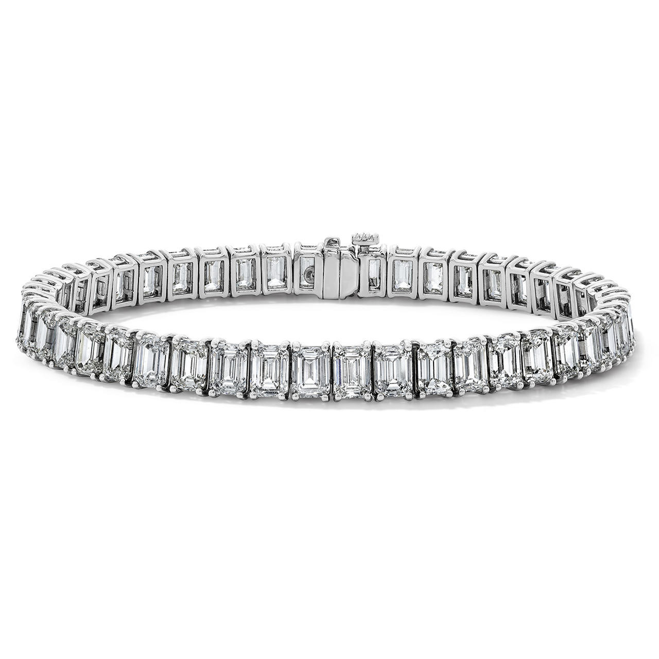 Emerald Cut Diamond Tennis Bracelet (22.35tw)