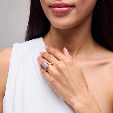 The Aurora Engagement Ring In White Gold 14K