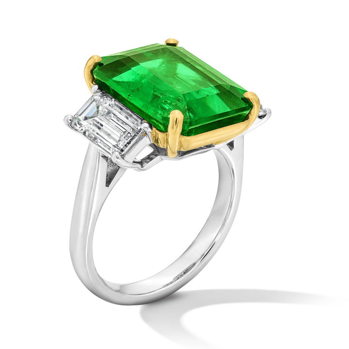 Green Emerald Three Stone Diamond Engagement Ring (7.23tw) In Solid 18K Yellow Gold/platinum